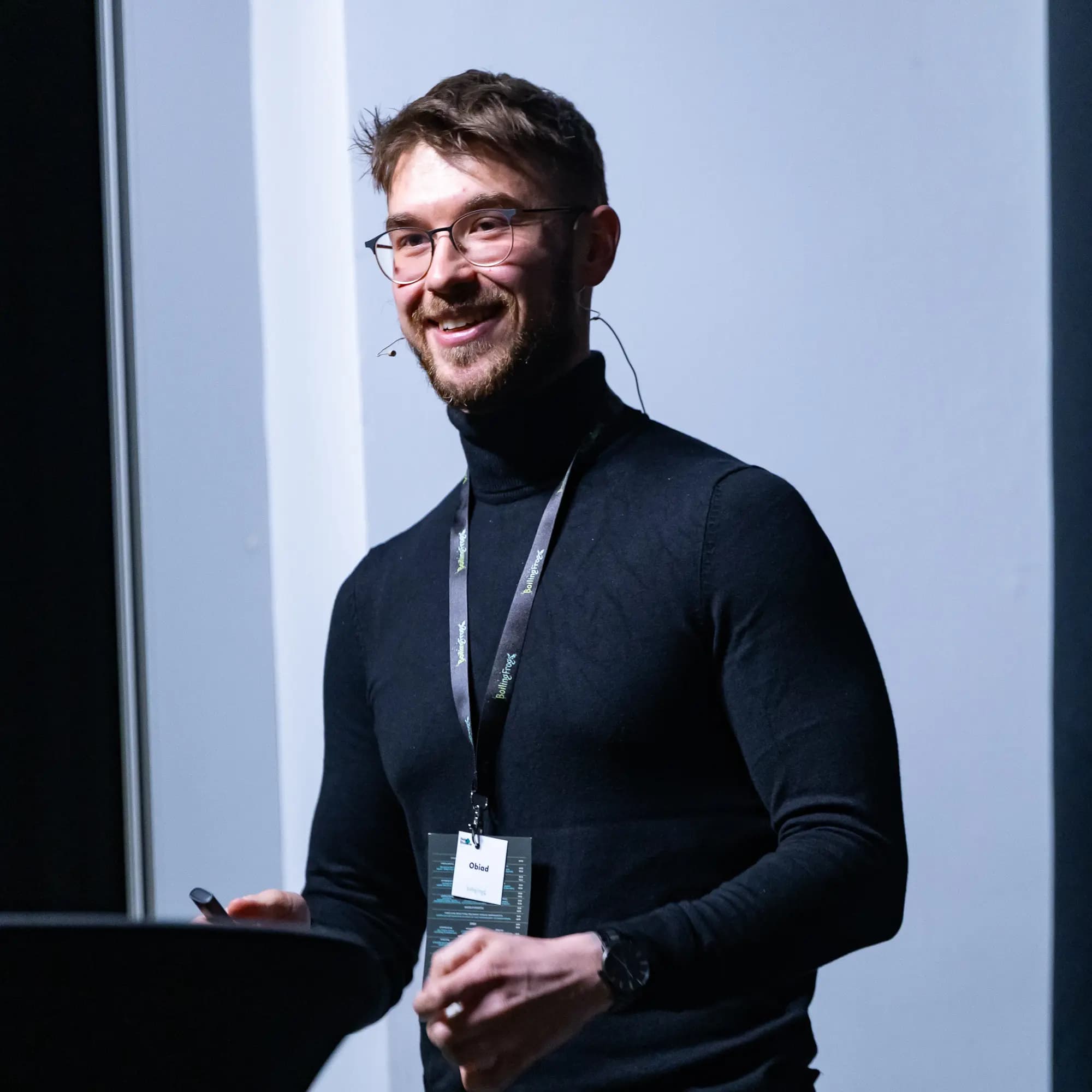 Marcin Kołodziej, CodeStoryBro, Engineering Manager komentujący polskie IT, AI, zwolnienia i vibe coding